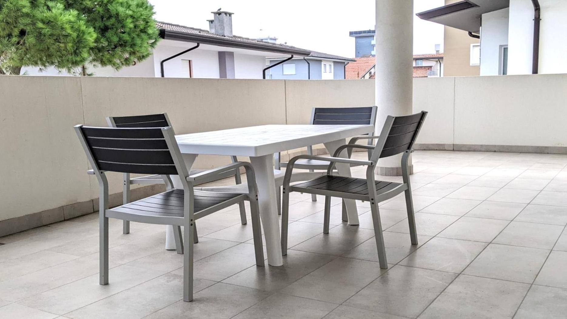 Appartamenti Torre Bianca Lignano Sabbiadoro Exterior foto