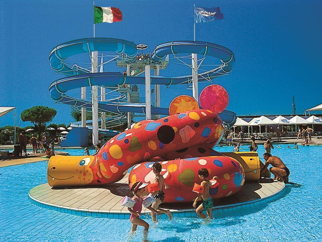 Appartamenti Torre Bianca Lignano Sabbiadoro Exterior foto